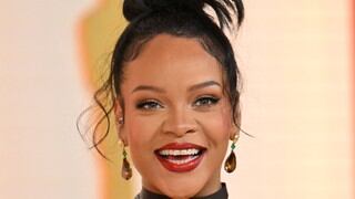 Rihanna y otros artistas que se inspiraron en sus profesores de escuela