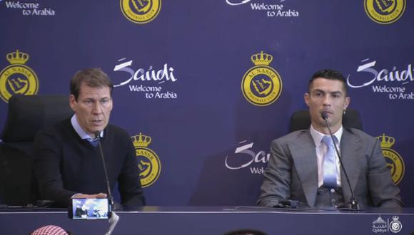Rudi García y Cristiano Ronaldo en conferencia de prensa durante la presentación del portugués.