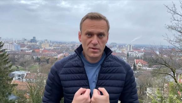 Captura tomada de un video publicado el 13 de enero de 2021 en la cuenta de Instagram de Alexei Navalny antes de partir a Rusia desde Alemania. (AFP).