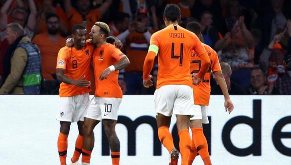 Georginio Wijnaldum colocó el último tanto de la goleada 3-0 que le propinó Holanda a Alemania en el Ámsterdam Arena (Foto: agencias)