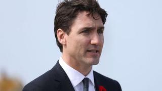 Trudeau violó normas éticas con sus vacaciones en una isla privada