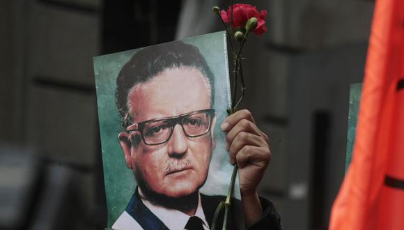 Las heridas siguen abiertas en Chile, 45 años después del golpe militar de Pinochet contra Salvador Allende. (AP).