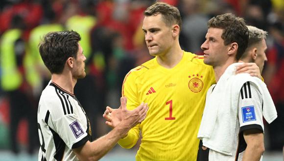 Neuer y Muller, dos campeones mundiales que volvieron a quedar en fase de grupos. (Foto: AFP)