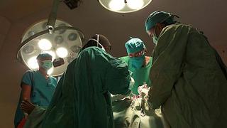 Lanzan programa legal para médicos acusados de negligencias