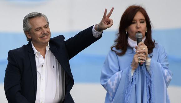 Este martes 10, Alberto Fernández tomará las riendas de Argentina. Durante unos meses fue jefe de Gabinete del primer gobierno de Cristina Fernández. Esta vez él será su superior. (Foto: AFP)