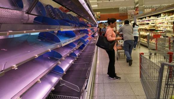 Tras una semana de protestas contra las medidas de austeridad, los supermercados del país muestran señales de desabastecimiento. (Foto: Reuters, vía BBC Mundo).