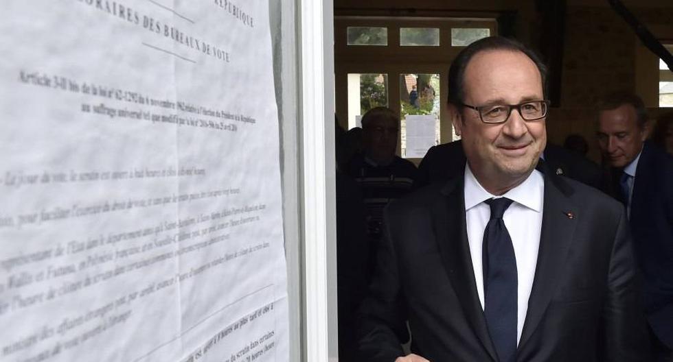 Fran&ccedil;ois Hollande llam&oacute; por tel&eacute;fono a  Emmanuel Macron para felicitarlo. (Foto: EFE)