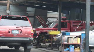 Mecánico murió arrollado por camión mientras dormía en taller