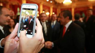 Ollanta Humala y Francois Hollande se reunieron en Francia
