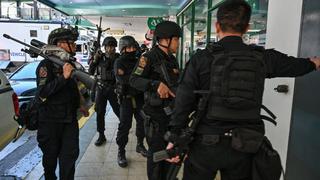 La policía interviene en posible toma de rehenes en un centro comercial en Filipinas | VIDEO