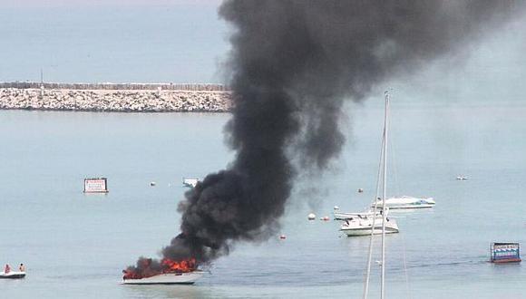 Embarcación se incendió cerca de La Punta, en el Callao