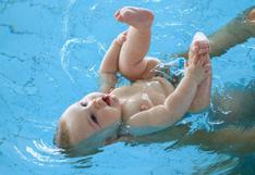 ¿Cuáles son los beneficios de la natación para los bebés?