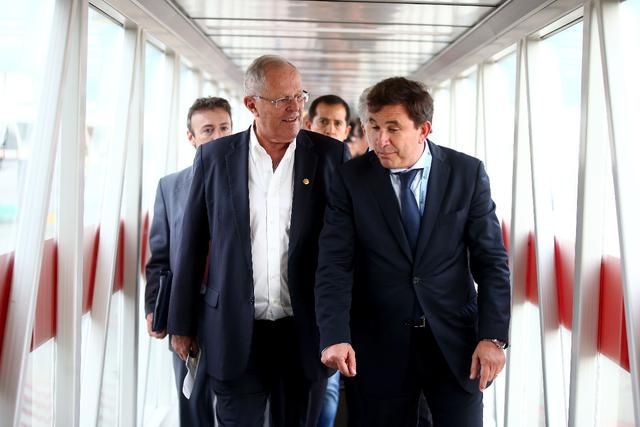 PPK arribó la tarde del jueves a Buenos Aires, donde participará en diversas actividades oficiales. (Foto: Presidencia)