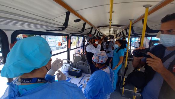 'Vacunabus' acercará las vacunas a la población, en Tarapoto. (Foto: Essalud)