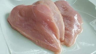 Cúal es la mejor manera de refrigerar el pollo para que dure más tiempo