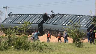 Tren de mercancías descarrilla en Crimea tras explosión de bomba en vía férrea