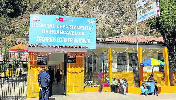 Los posibles afectados llegaron al Hospital Departamental Zacarías Correa de Huancavelica. (Foto: GEC)
