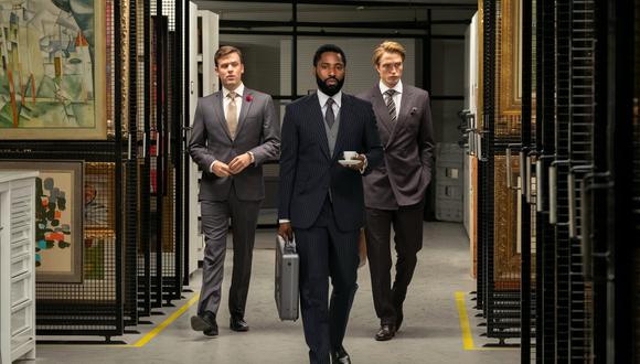 Jack Cutmore-Scott (izquierda), John David Washington y Robert Pattinson en "Tenet". (Foto: Melinda Sue Gordon / Warner Bros)