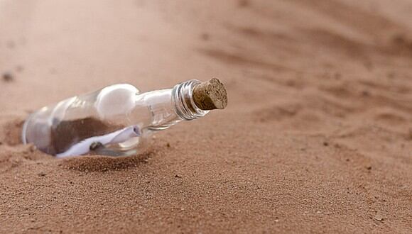 Encuentran en una playa de Portugal una botella lanzada al mar desde EE.UU. hace dos años. (Foto: Referencial / Pixabay)