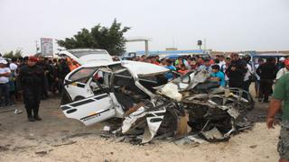 Piura: choque entre autos deja tres muertos y siete heridos