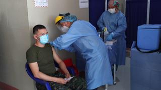 Fuerza Aérea del Perú culminó con primera etapa de su proceso de vacunación contra el COVID-19