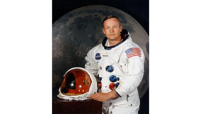 Neil A. Armstrong, comandante de la misión Apolo 11, fue el primer hombre que pisó la Luna.