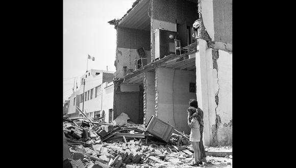 Así quedaron algunas calles de Lima después del terremoto del 3 de octubre de 1974, el último gran sismo que afectó la capital. [Foto: archivo histórico]