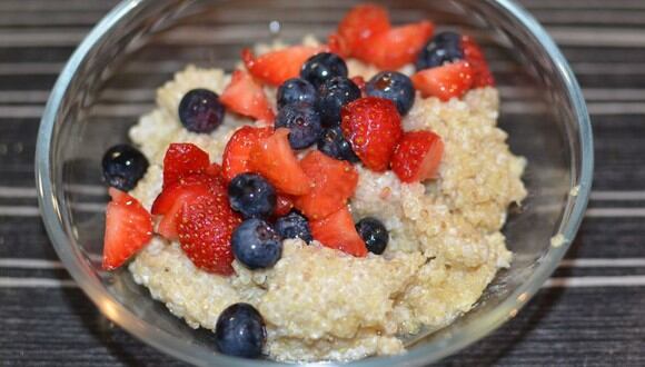 La quinua contiene mucha fibra y proteínas y es una gran alternativa para tu desayuno. (Foto: Pixabay)
