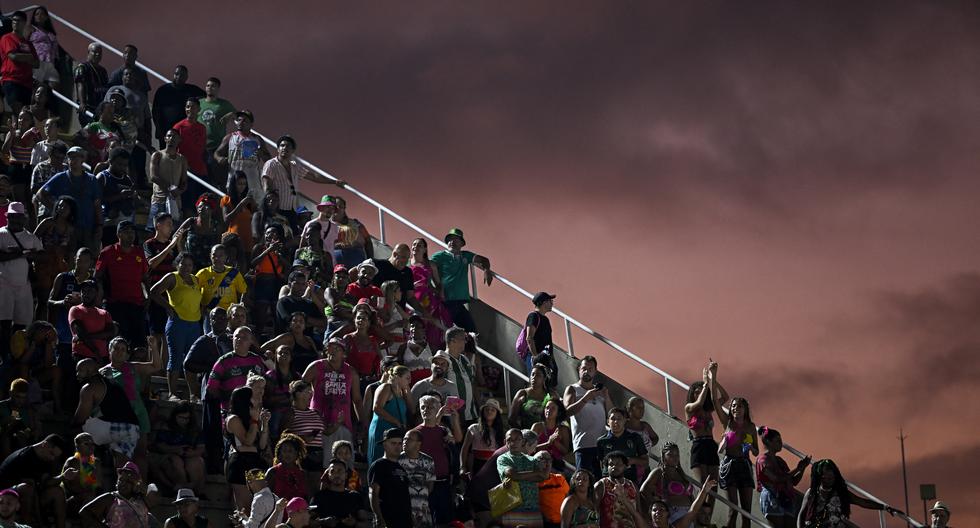 Two dead and 15 injured after shooting at a carnival party in Brazil