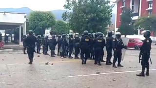 Paro de transportistas: reportan enfrentamiento entre manifestantes y la PNP en sede del Gobierno Regional de Junín
