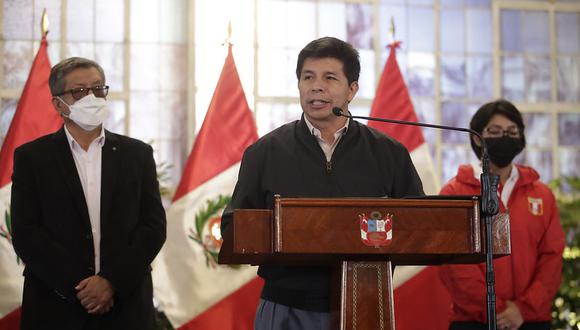 Pedro Castillo mencionó que en su condición de presidente de la República, el pasado 14 de mayo entregó la carta de garantía al Comité Olímpico Peruano para la realización de los Juegos Bolivarianos 2024. (Foto: Presidencia)