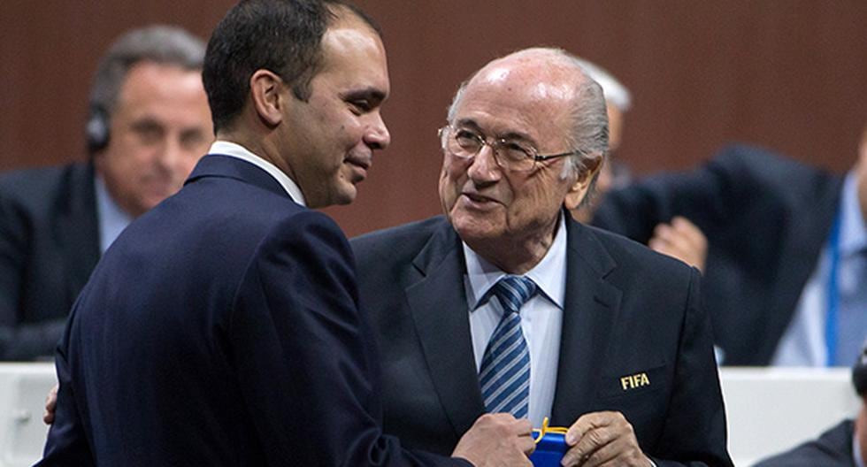 Ali Bin Al-Hussein y Joseph Blatter deberán ir a segunda vuelta. (Foto: Getty Images)