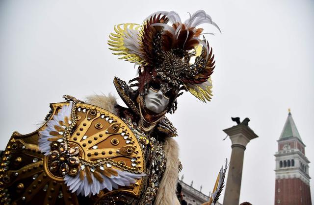 Máscaras y sonrisas: Italianos celebran el Carnaval de Venecia - 23
