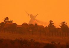 Bomberos luchan para sofocar incendio “apocalíptico” en la costa oeste de Estados Unidos | FOTOS 
