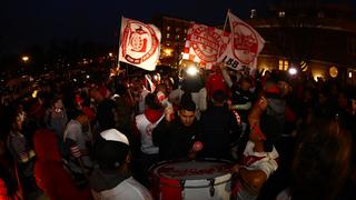 Perú vs. Paraguay: Hinchas peruanos pusieron el calor con banderazo en Nueva Jersey | FOTOS