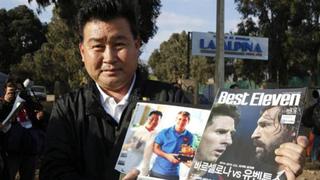Lionel Messi: fan viajó 30 horas para darle regalo y no pudo