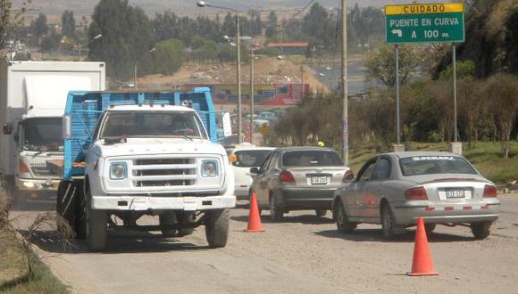 Huancayo: tránsito es restringido en la Carretera Central
