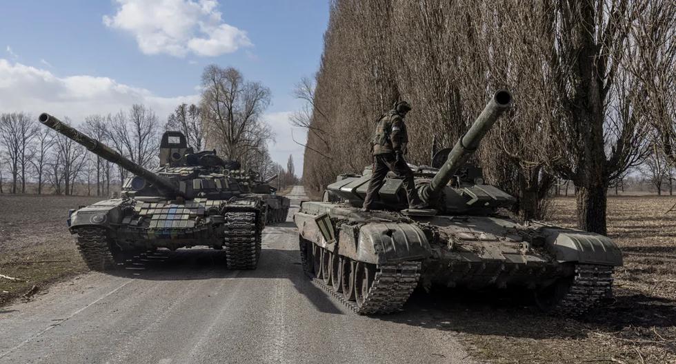 Tanques de Rusia en Lukyanivka, una región recapturada por las tropas de Ucrania. (REUTERS/Marko Djurica).