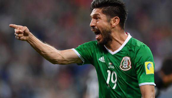 México vs. Nueva Zelanda: Peralta anotó el 2-1 tras gran jugada de Javier Aquino. (Foto: AFP)