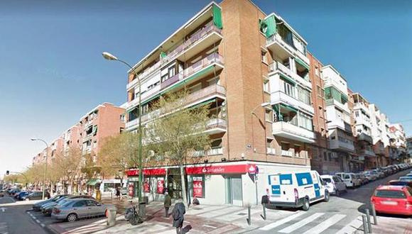 El martes agentes y bomberos hallaron el esqueleto y piel de la mujer conservada en el baño del departamento ubicado en Madrid, España. (Imagen: Google Maps)