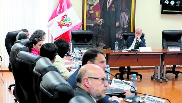 Grupo que preside Guerra García celebró una sesión extraordinaria. (Foto: Congreso de la República)