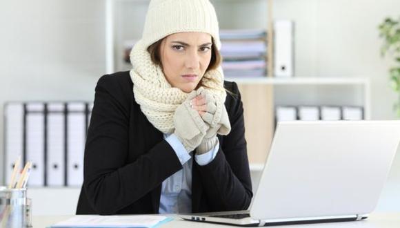 ¿Frío en la oficina? Esto también puede afectar tu productividad.