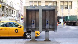 ¿Por qué se mantienen las cabinas de teléfono en Nueva York?