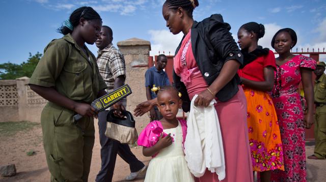 Kenia: Duelo nacional de tres días tras masacre en universidad - 6