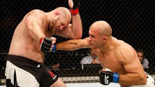 UFC: Junior Dos Santos venció por decisión unánime a Rothwell