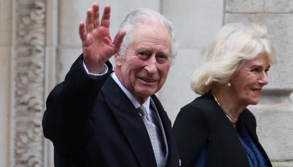 El jefe de estado británico, el rey Carlos III, hará un regreso limitado a sus deberes públicos desde 30 de abril de 2024, después de que los médicos dijeran que estaban "muy alentados" por el progreso de su tratamiento contra el cáncer. (Foto de Daniel LEAL / AFP)