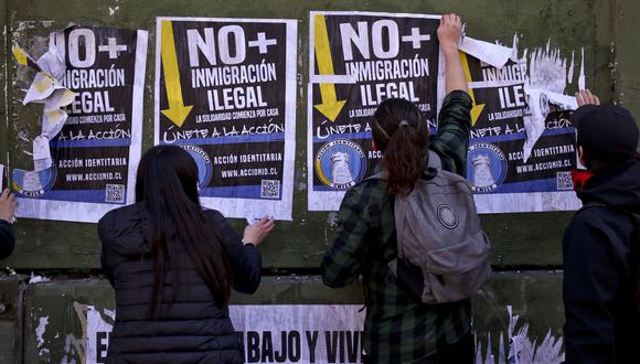 Chile anuncia que expulsará a miles de inmigrantes ilegales este año. (Foto: AP).