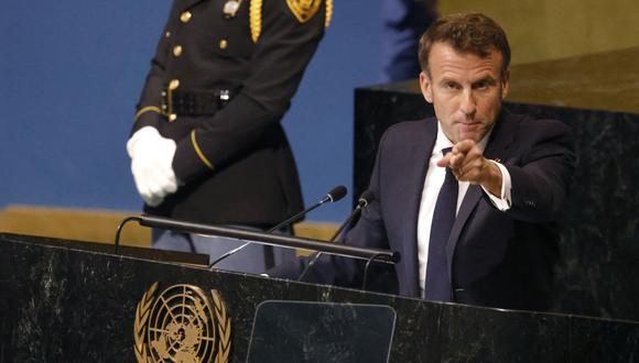 El presidente francés, Emmanuel Macron, se dirige a la 77ª sesión de la Asamblea General de las Naciones Unidas en la sede de la ONU en la ciudad de Nueva York el 20 de septiembre de 2022. (Foto de Ludovic MARIN / AFP)