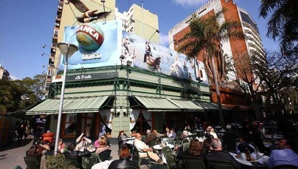 Lesbianas protestarán frente a histórico café que "discrimina"