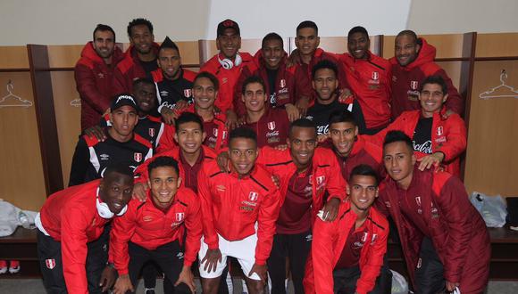 La foto del equipo luego del triunfo contra Jamaica en Arequipa. (Foto: Selección peruana)